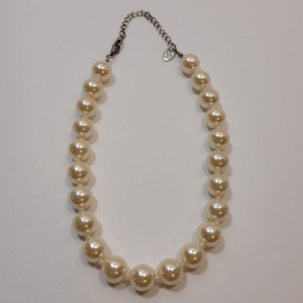 Faux Pearl Necklace Choker Single Strand Classic Elegance Marked R - Picture 5 of 7